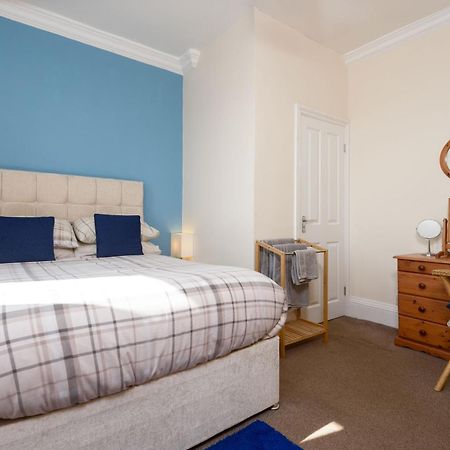 The Whitby Prospect, 2 Bed Apartment With Stunning Views, 2 Mins From Beach Екстериор снимка