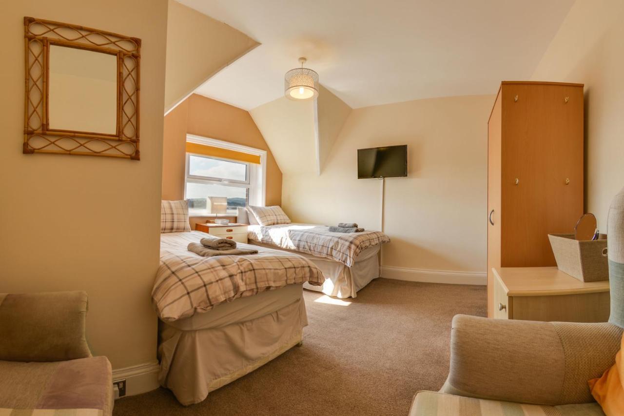 The Whitby Prospect, 2 Bed Apartment With Stunning Views, 2 Mins From Beach Екстериор снимка