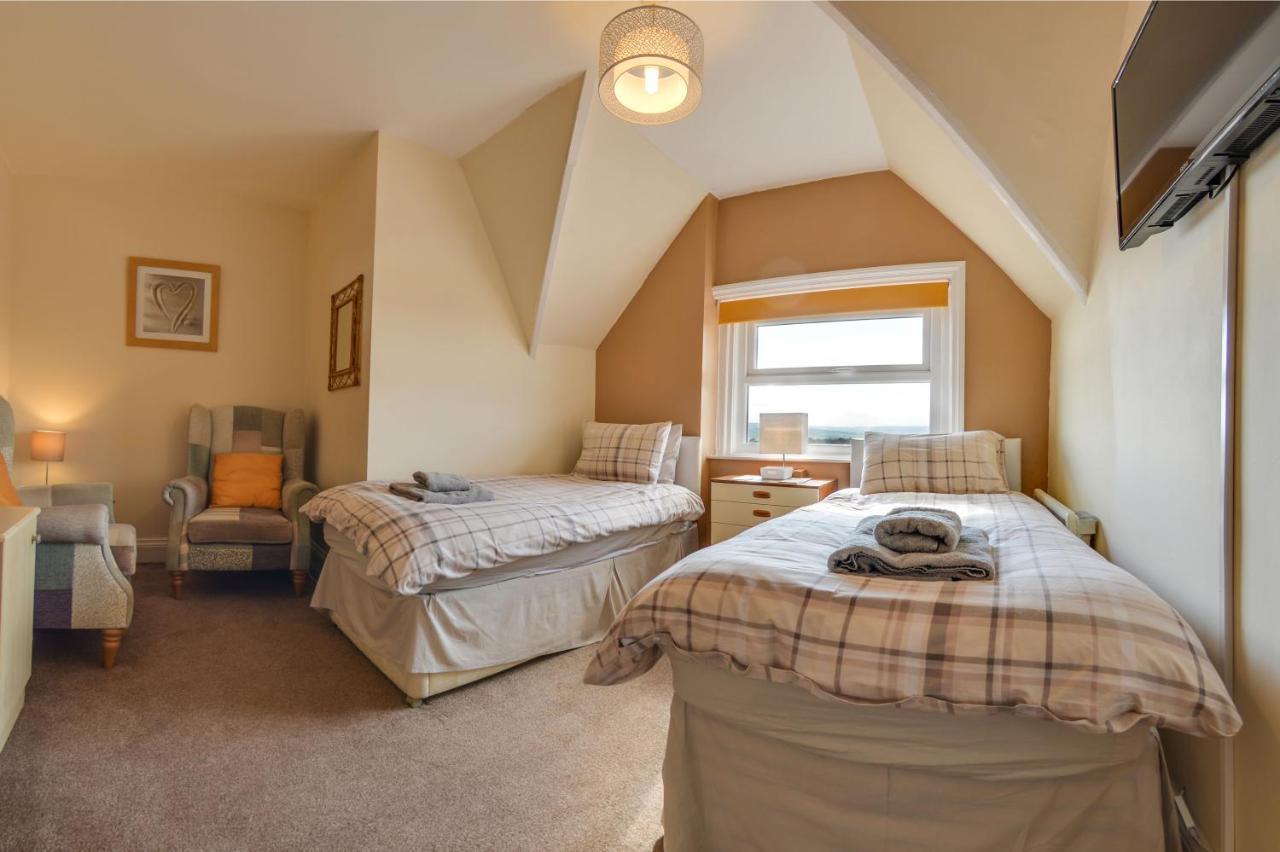 The Whitby Prospect, 2 Bed Apartment With Stunning Views, 2 Mins From Beach Екстериор снимка