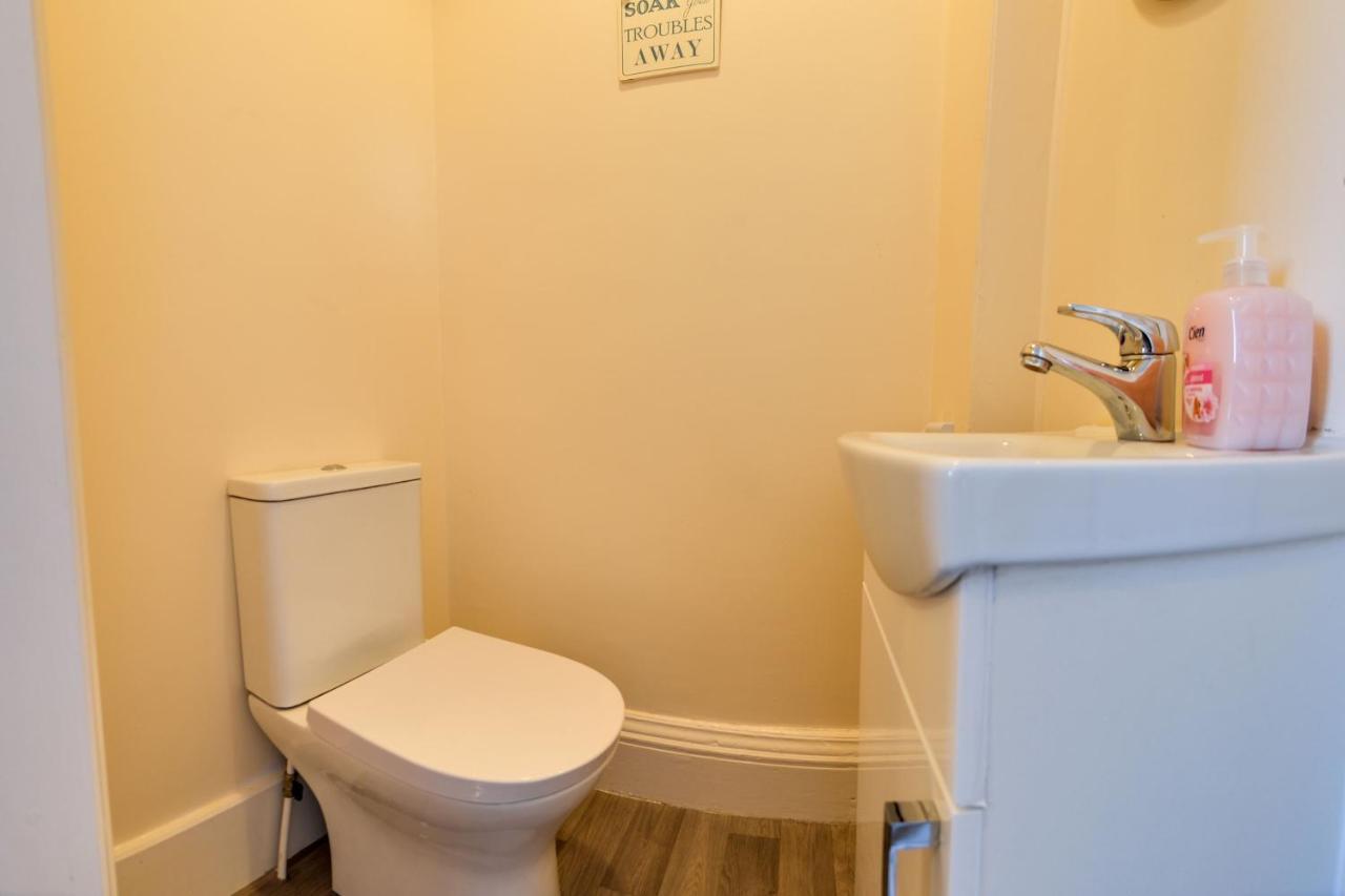 The Whitby Prospect, 2 Bed Apartment With Stunning Views, 2 Mins From Beach Екстериор снимка