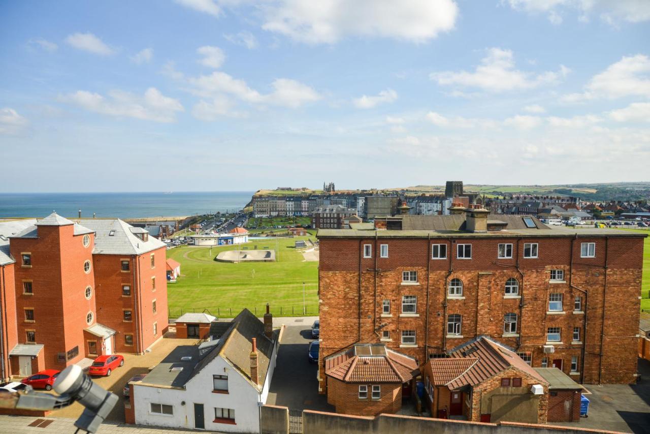 The Whitby Prospect, 2 Bed Apartment With Stunning Views, 2 Mins From Beach Екстериор снимка